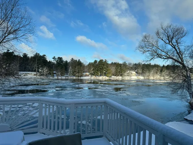 $279,900 | 11505 Riverside Drive, Stanwood, MI 49346