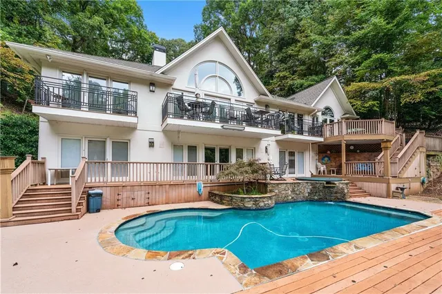 $1,599,995 | 955 East Lake Drive, Gainesville, GA 30506