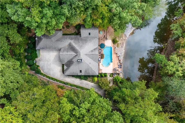 $1,599,995 | 955 East Lake Drive, Gainesville, GA 30506