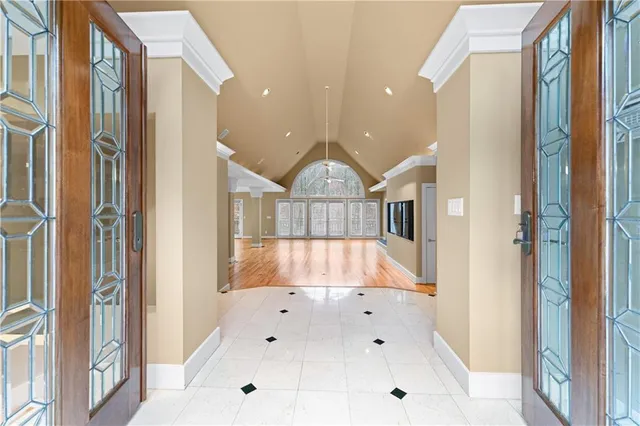 $1,599,995 | 955 East Lake Drive, Gainesville, GA 30506