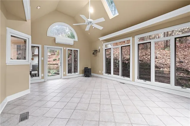 $1,599,995 | 955 East Lake Drive, Gainesville, GA 30506