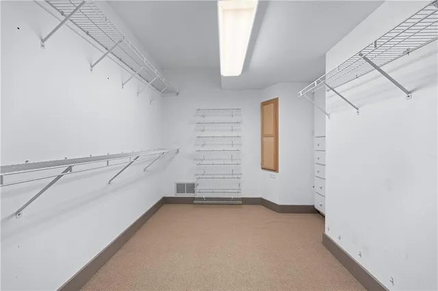 $1,599,995 | 955 East Lake Drive, Gainesville, GA 30506