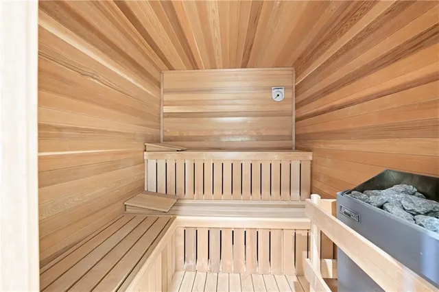 $1,599,995 | 955 East Lake Drive, Gainesville, GA 30506