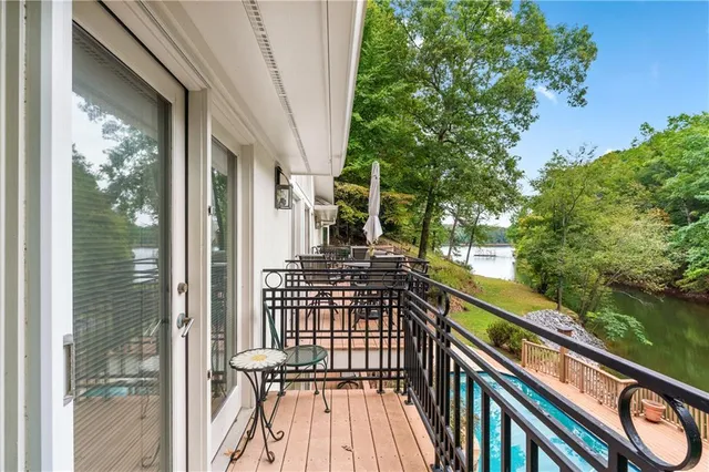 $1,599,995 | 955 East Lake Drive, Gainesville, GA 30506