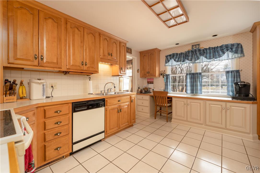 480 Wedgewood Road Bethlehem, PA 18017 - Photo 11 of 24 Gallery Image 11