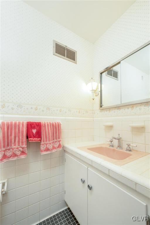 480 Wedgewood Road Bethlehem, PA 18017 - Photo 16 of 24 Gallery Image 16