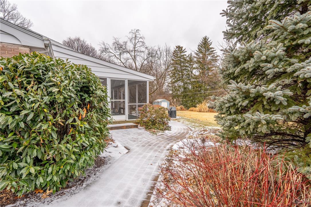 480 Wedgewood Road Bethlehem, PA 18017 - Photo 5 of 24 Gallery Image 5