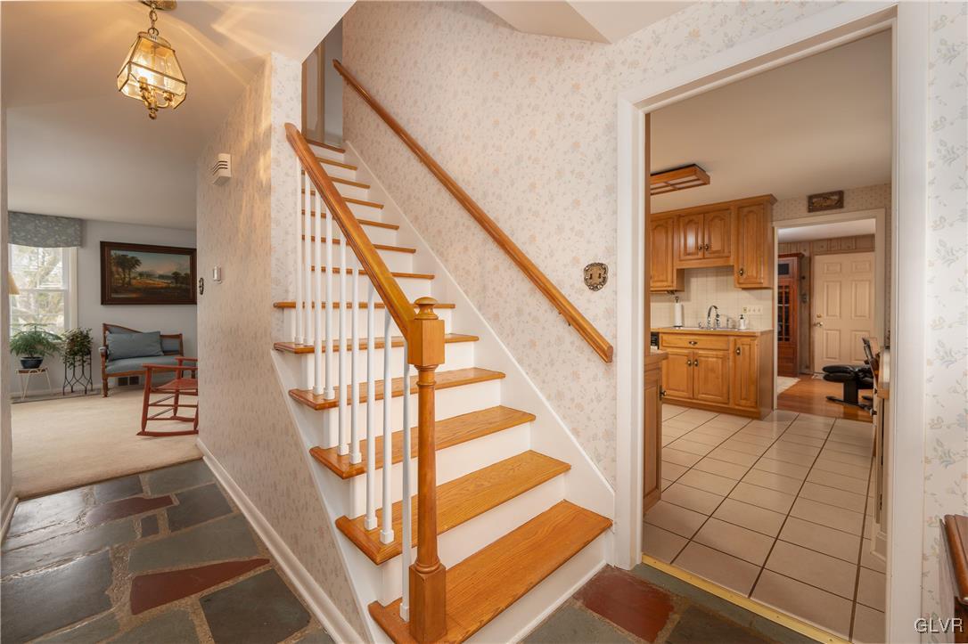 480 Wedgewood Road Bethlehem, PA 18017 - Photo 10 of 24 Gallery Image 10