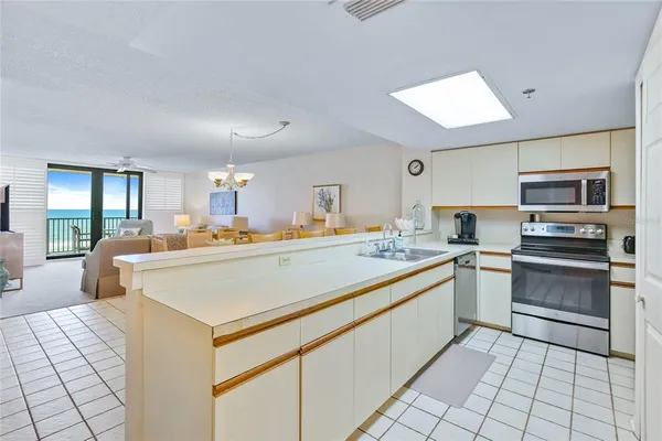 $789,999 | 6727 Turtlemound Road, Unit 318, New Smyrna Beach, FL 32169