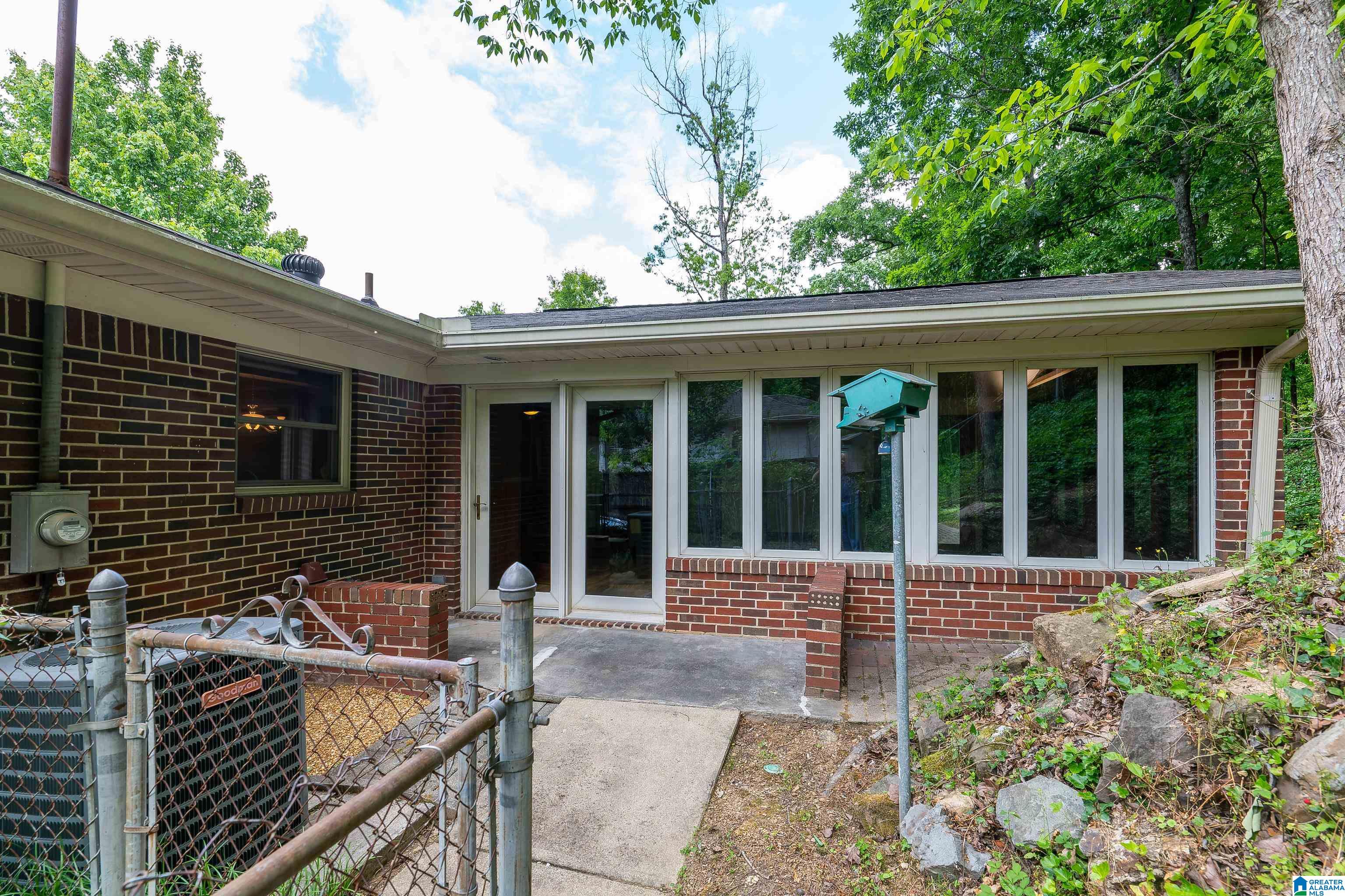 2749 Cherokee Road Birmingham, AL 35216 - Photo 5 of 50