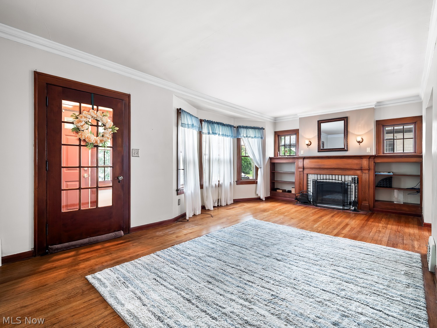 4010 Rosemond Road Cleveland, OH 44121 - Photo 2 of 50 Gallery Image 2