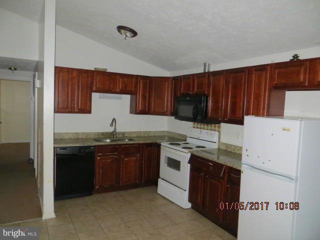 2085 Park Trail Road Baltimore, MD 21244 - Photo 6 of 17 Kitchen