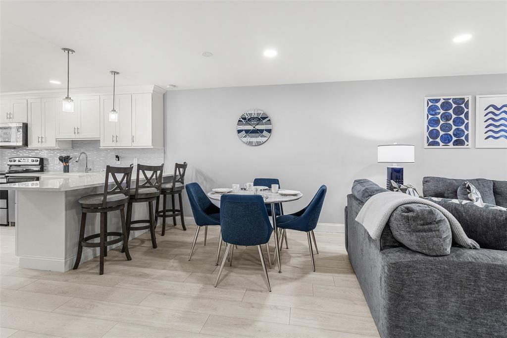 9286 Vista Del Lago, Unit E Boca Raton, FL 33428 - Photo 8 of 26