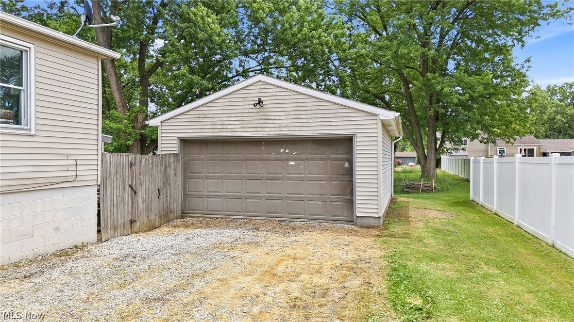 64 Morningside Road Niles, OH 44446 - Photo 4 of 31