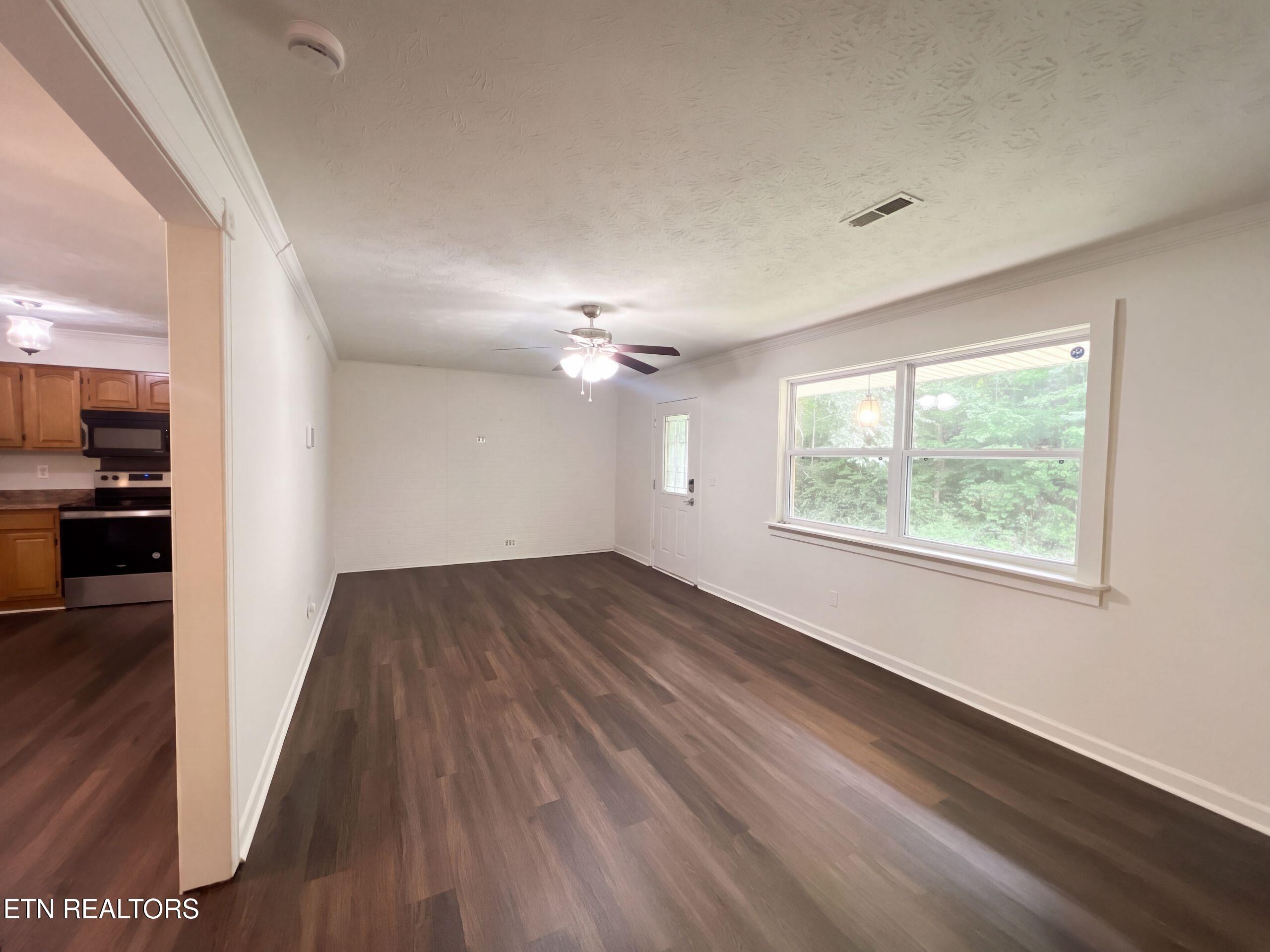 226 Parliament Road Harrogate, TN 37752 - Photo 10 of 23 listing_9