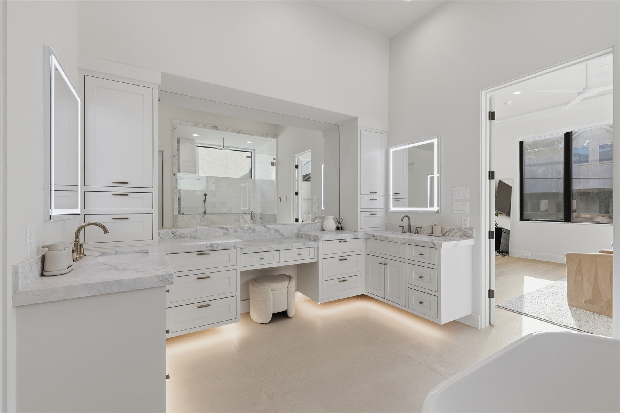 544 Cascade Street Bellaire, TX 77401 - Photo 21 of 47