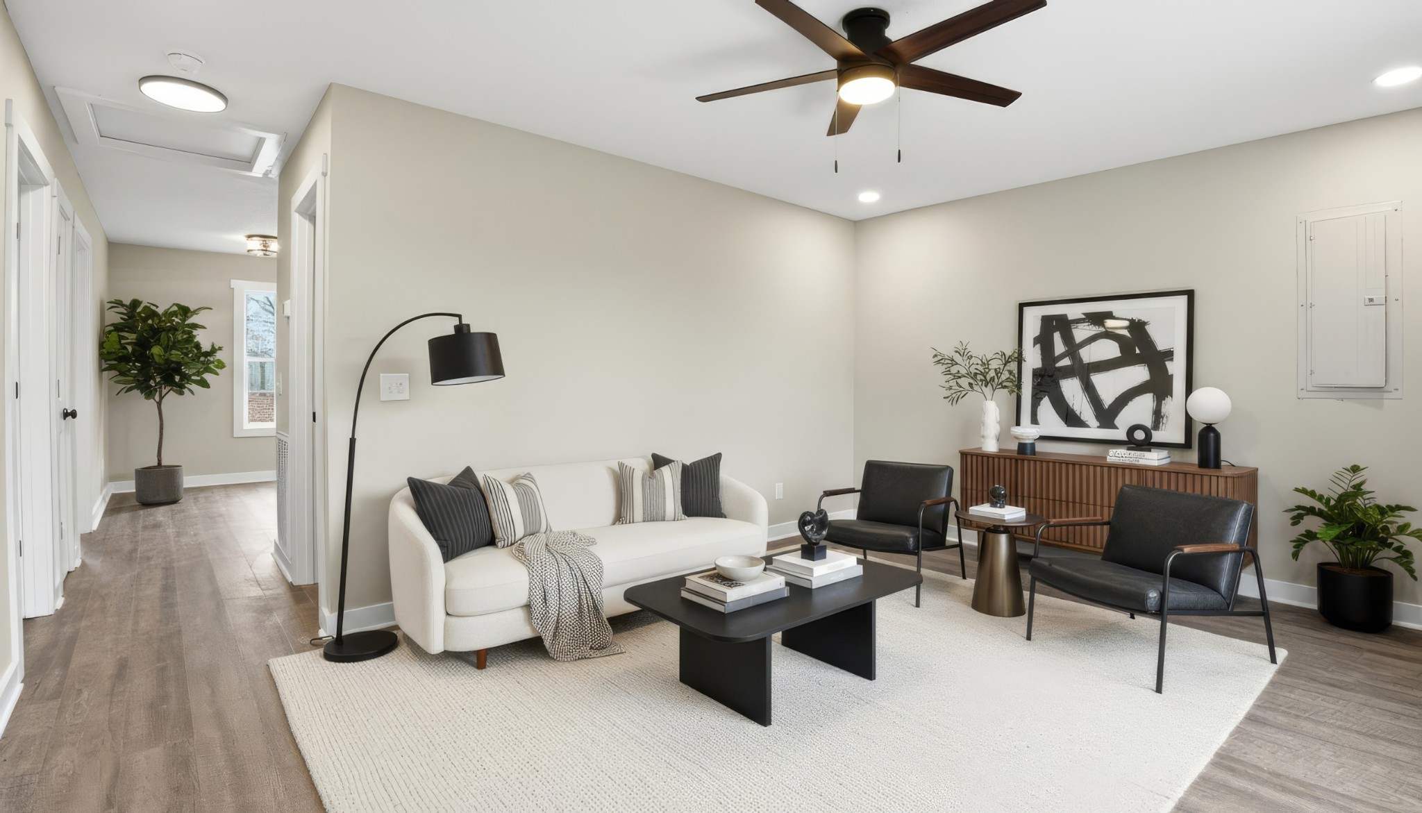 790 Preston Ridge Road Mulberry, TN 37359 - Photo 7 of 44 a living room with furniture