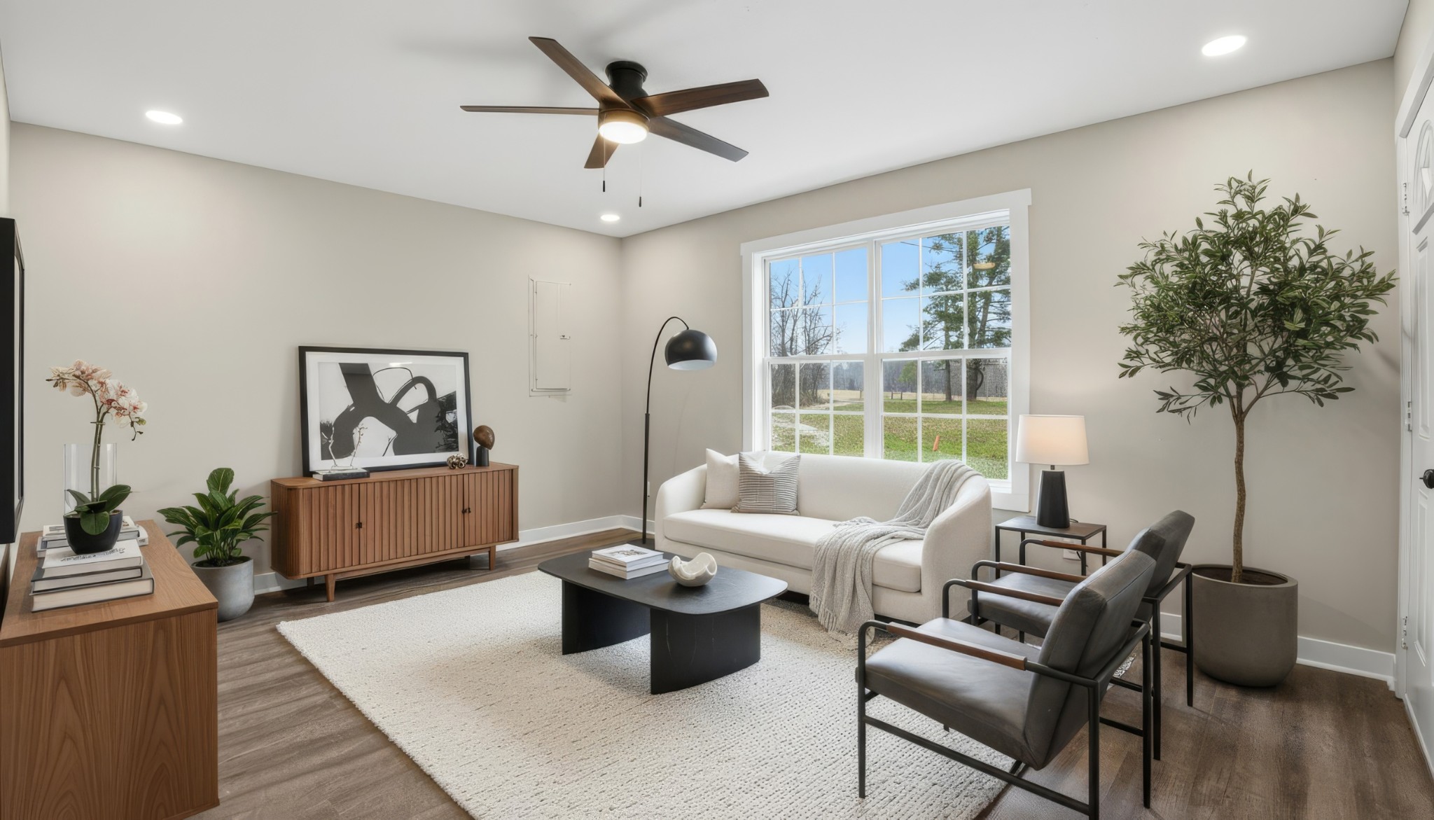790 Preston Ridge Road Mulberry, TN 37359 - Photo 9 of 44 a living room with furniture and a large window