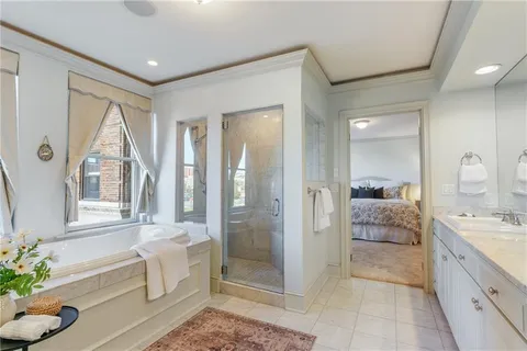 $879,000 | 229 Ward Parkway, Unit 301B AND 302B, Kansas City, MO 64112