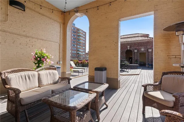 $879,000 | 229 Ward Parkway, Unit 301B AND 302B, Kansas City, MO 64112