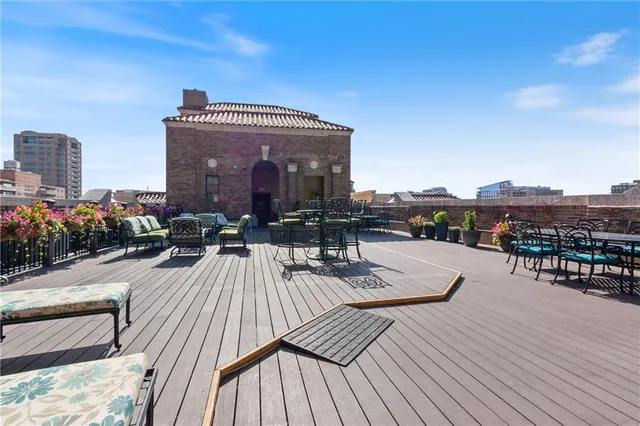 $879,000 | 229 Ward Parkway, Unit 301B AND 302B, Kansas City, MO 64112