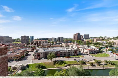 $879,000 | 229 Ward Parkway, Unit 301B AND 302B, Kansas City, MO 64112