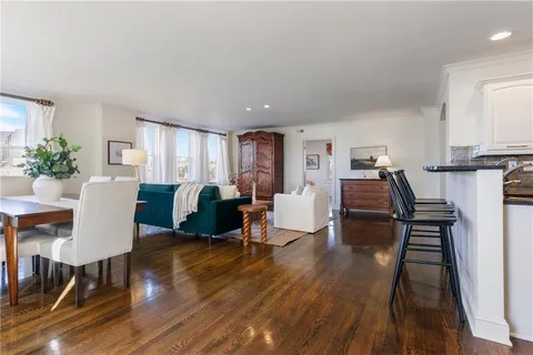 $879,000 | 229 Ward Parkway, Unit 301B AND 302B, Kansas City, MO 64112