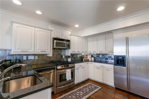 $879,000 | 229 Ward Parkway, Unit 301B AND 302B, Kansas City, MO 64112