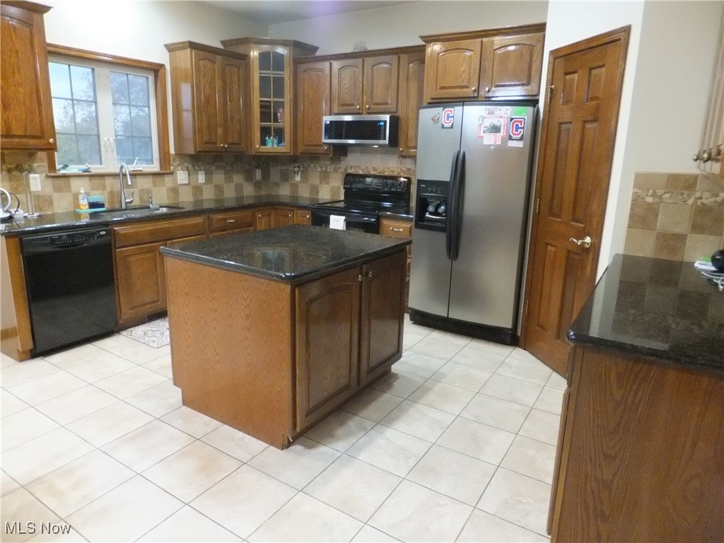 761 Rockside Road Independence, OH 44131 - Photo 5 of 40