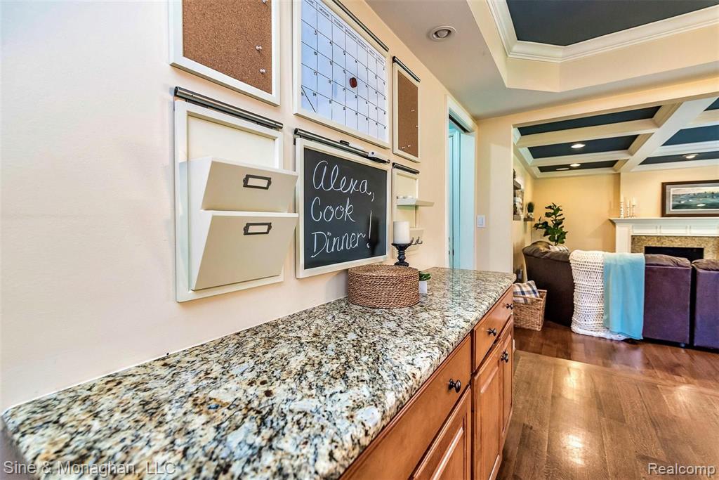 531 Shellbourne Drive Rochester Hills, MI 48309 - Photo 20 of 51