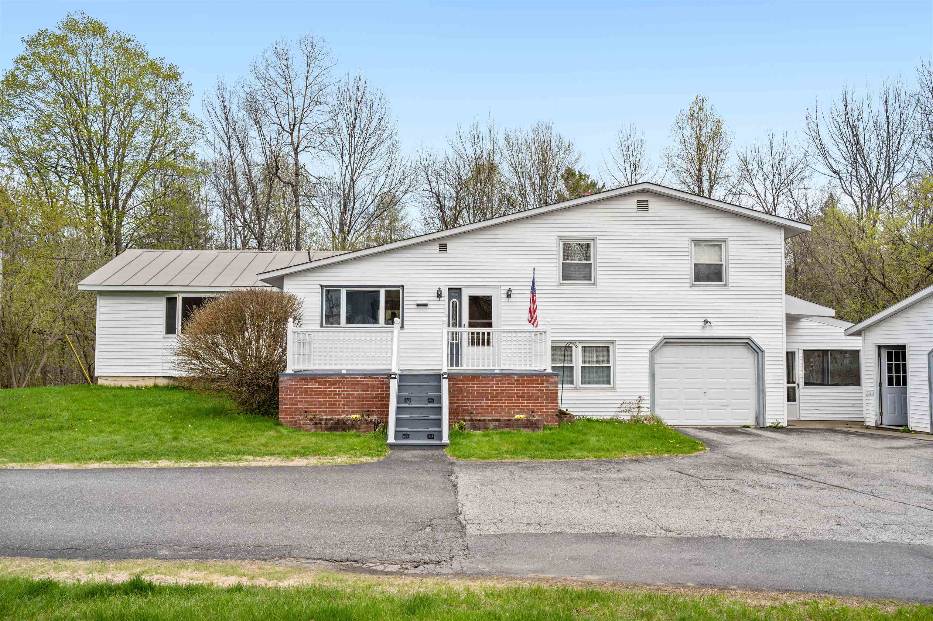 734 East Barre Road Barre Town, VT 05641 - Photo 3 of 53