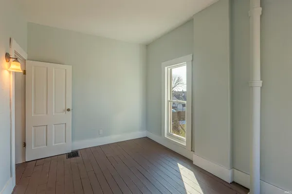$179,950 | 1820 Lumbard Street, Fort Wayne, IN 46803