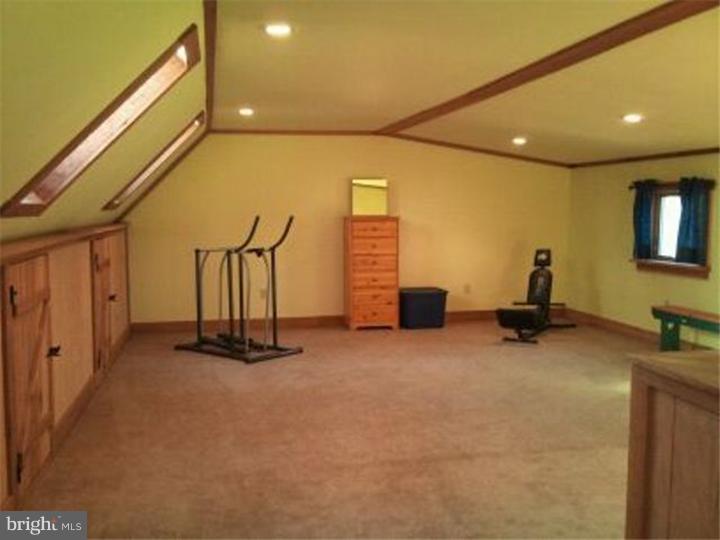 893 Rock Run Road Pottstown, PA 19465 - Photo 24 of 25 Loft
