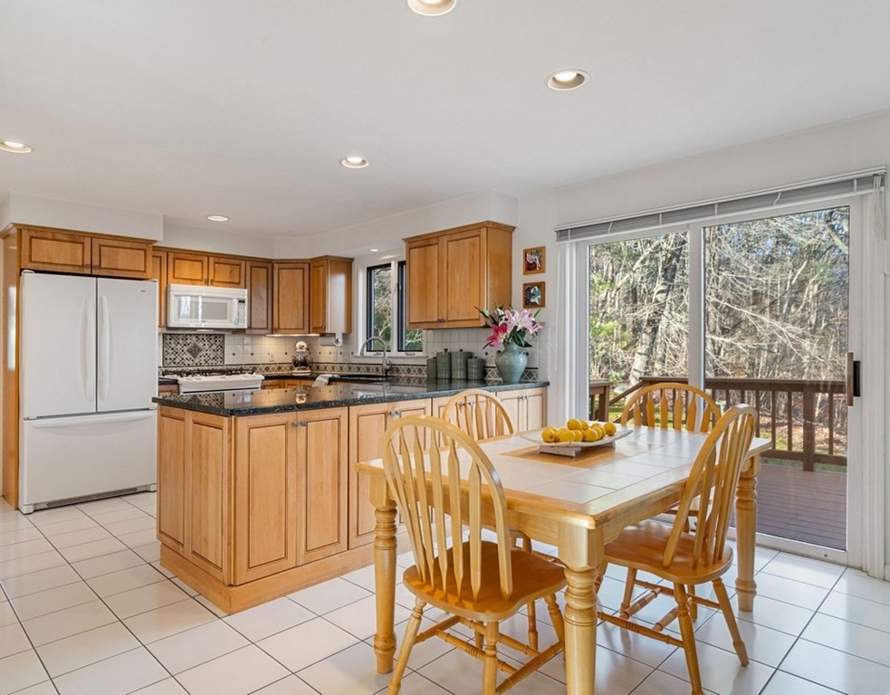 43 Sudbury Road Ashland, MA 01721 - Photo 13 of 42 Gallery Image 13