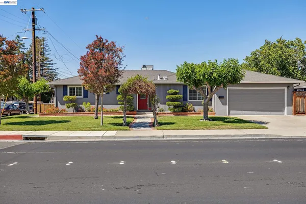 $875,000 | 802 Olivina Avenue, Livermore, CA 94551