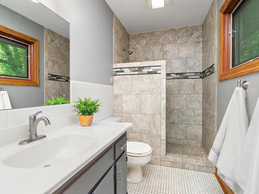 35 Apple Glen Road Long Lake, MN 55356 - Photo 14 of 44 Gallery Image 14