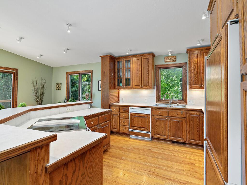 35 Apple Glen Road Long Lake, MN 55356 - Photo 9 of 44 Gallery Image 9