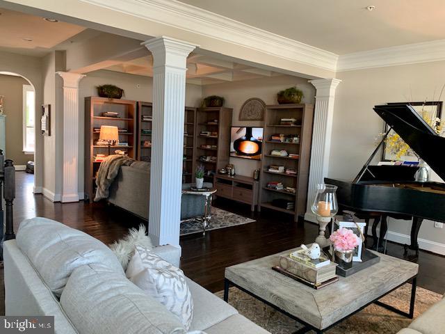 3934 Cephas Child Road Doylestown, PA 18902 - Photo 3 of 24 Gallery Image 3