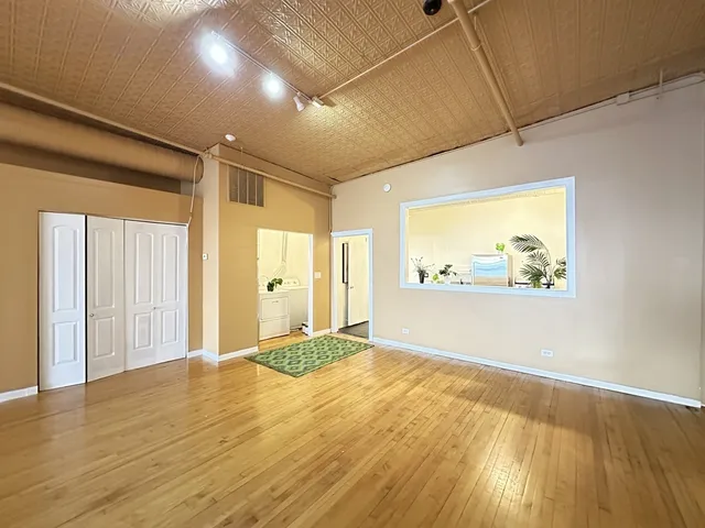 $2,795 | 2412 West North Avenue, Unit 4W, Chicago, IL 60647