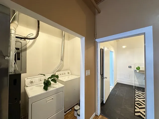 $2,795 | 2412 West North Avenue, Unit 4W, Chicago, IL 60647