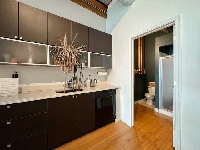 $2,795 | 2412 West North Avenue, Unit 4W, Chicago, IL 60647