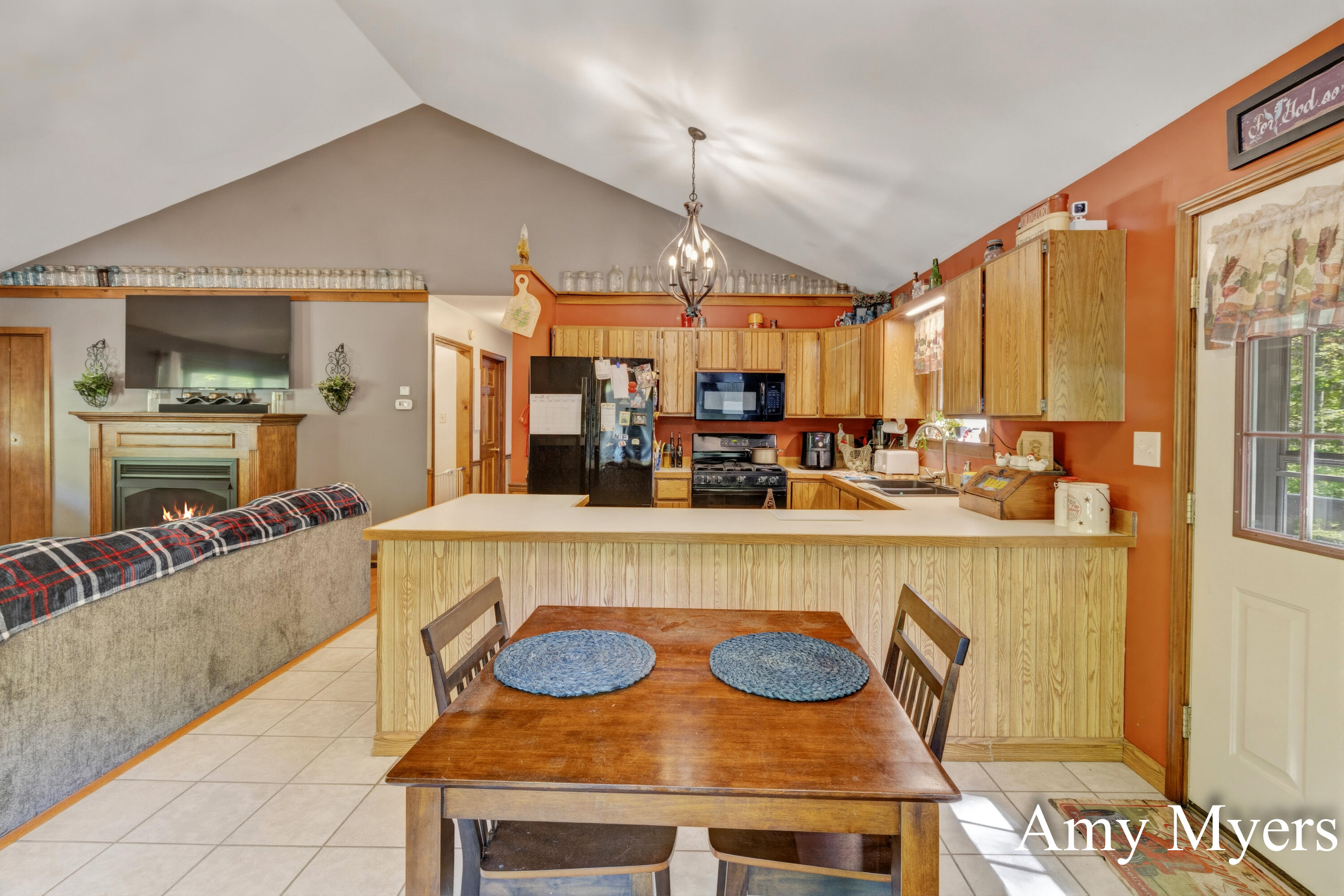 11610 Fogg Lake Road Montague, MI 49437 - Photo 29 of 67 Amy Myers - 11610 Fogg Lake Road (50)-23