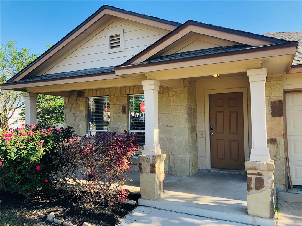 229 Killian Loop Hutto, TX 78634 - Photo 2 of 28 a front view of a house with a porch