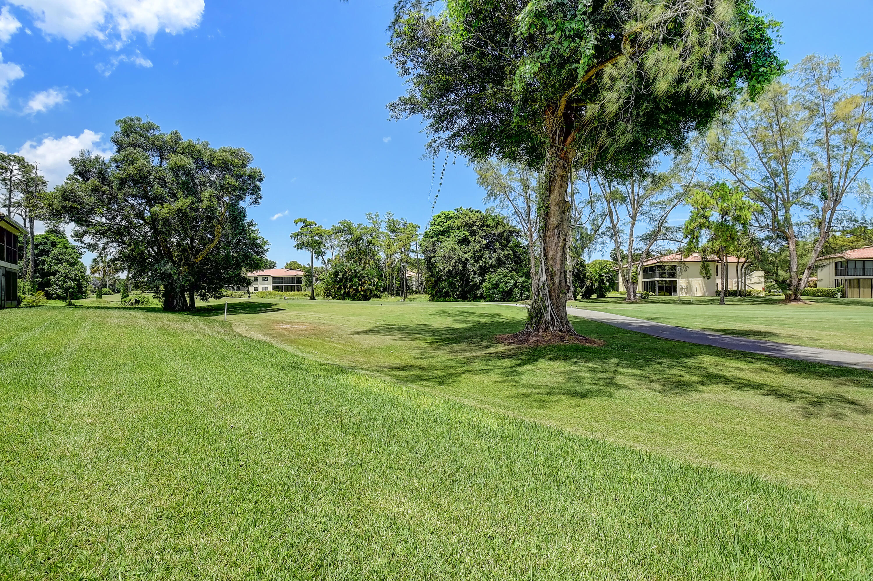 21662 Arriba Real, Unit 44G Boca Raton, FL 33433 - Photo 31 of 39 4 (30)