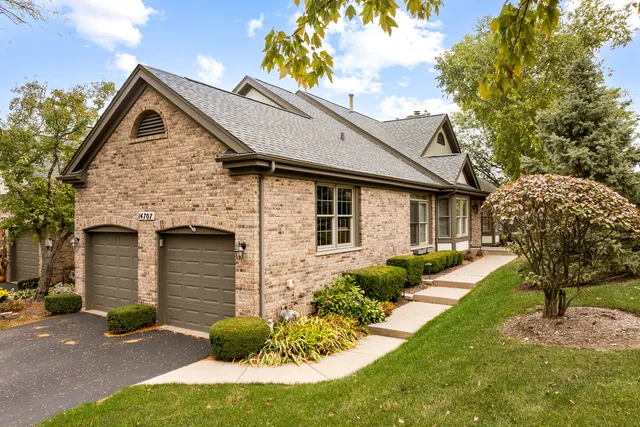 $559,900 | 14707 Hollow Tree Road, Orland Park, IL 60462