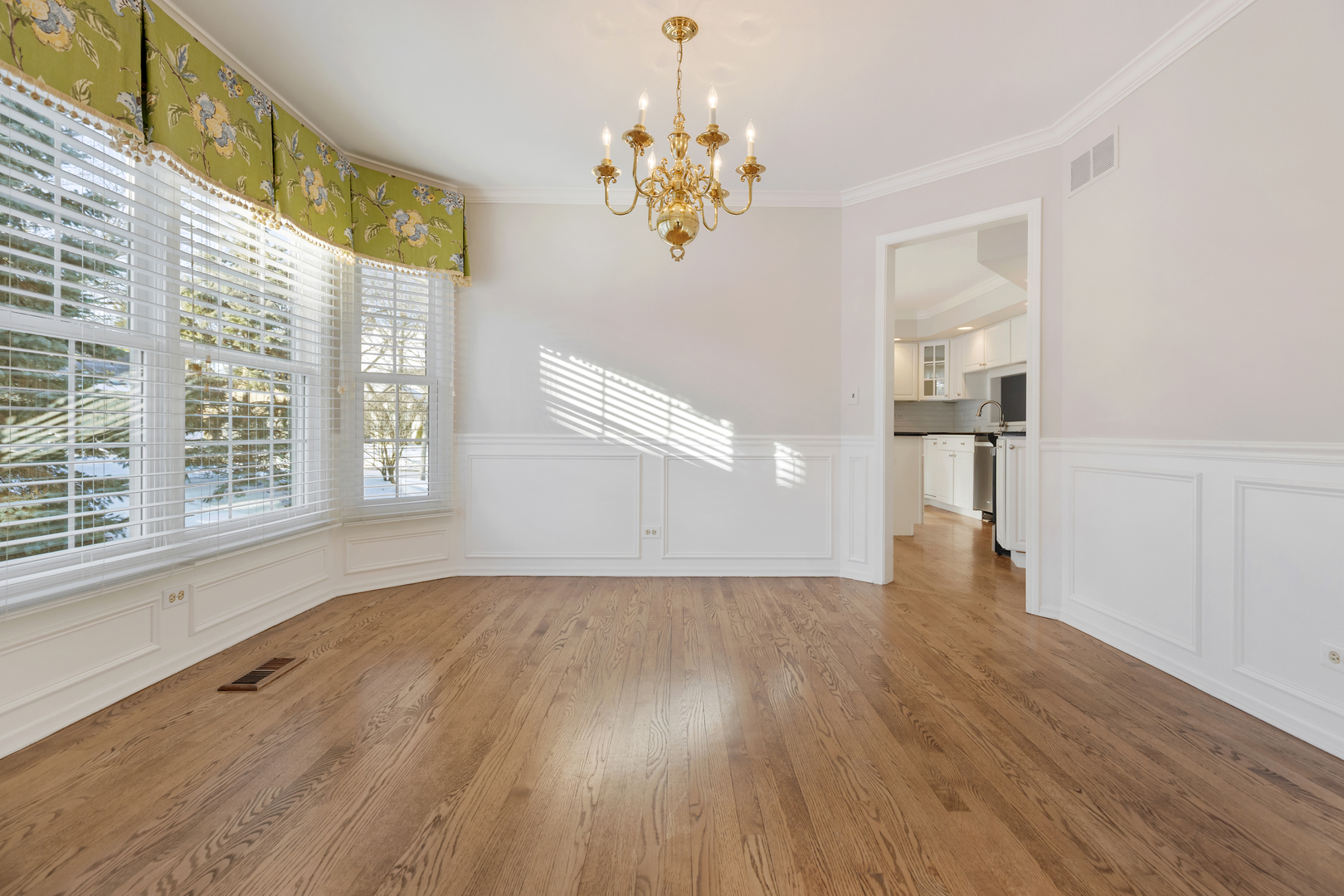 14707 Hollow Tree Road Orland Park, IL 60462 - Photo 11 of 47 a view of a livingroom with wooden floor and a window
