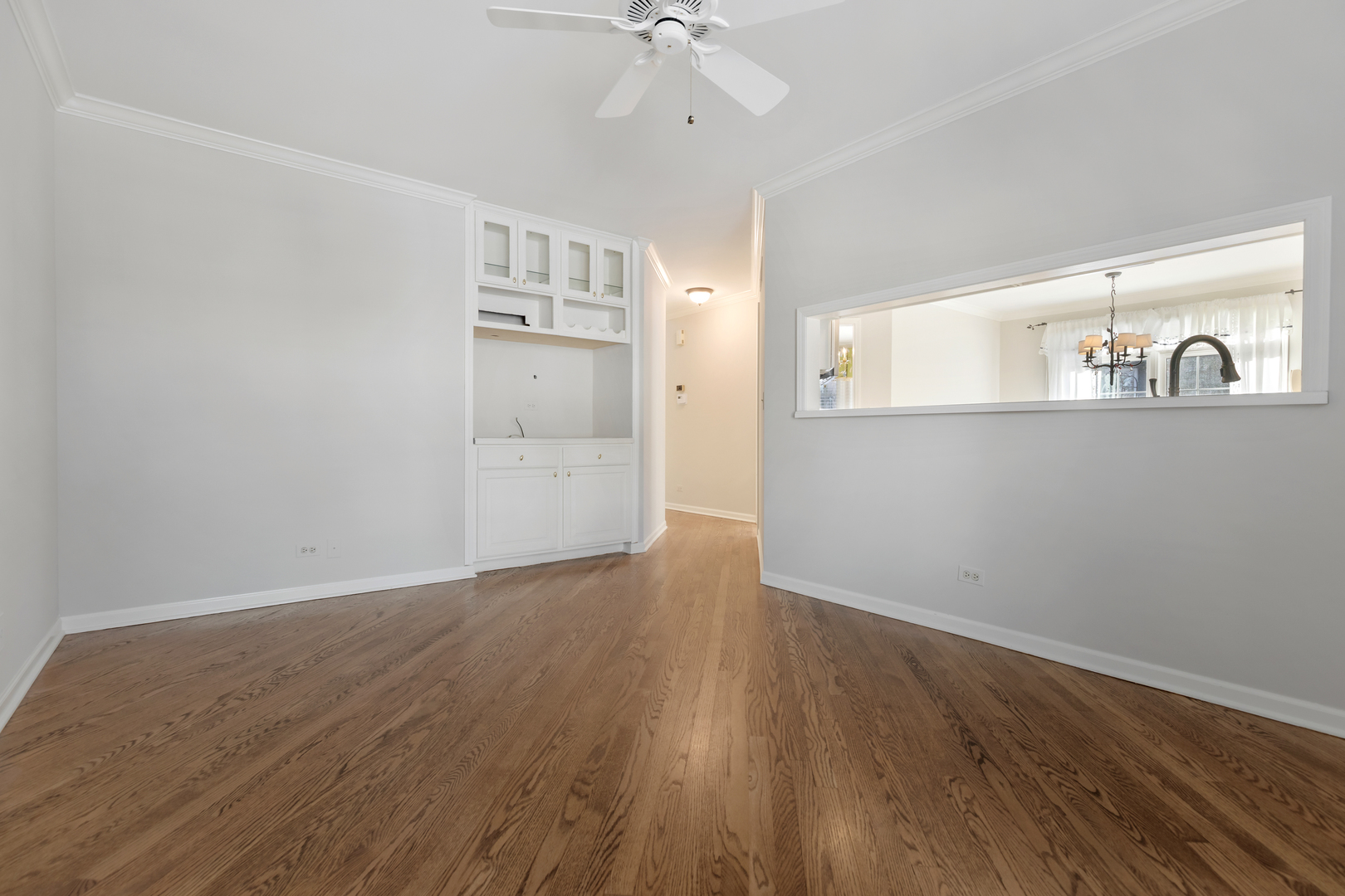 14707 Hollow Tree Road Orland Park, IL 60462 - Photo 20 of 47 a view of a hardwood floor in a room