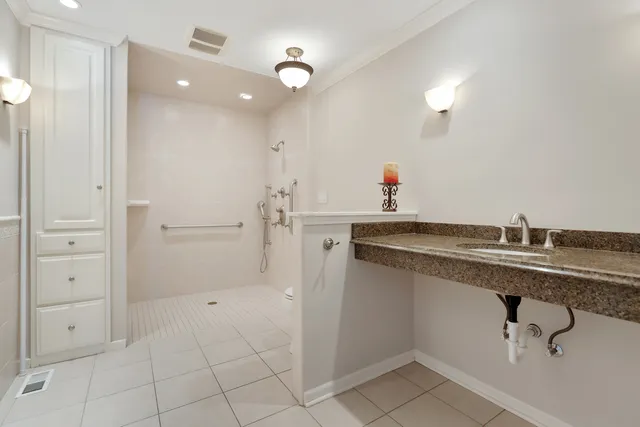 $559,900 | 14707 Hollow Tree Road, Orland Park, IL 60462