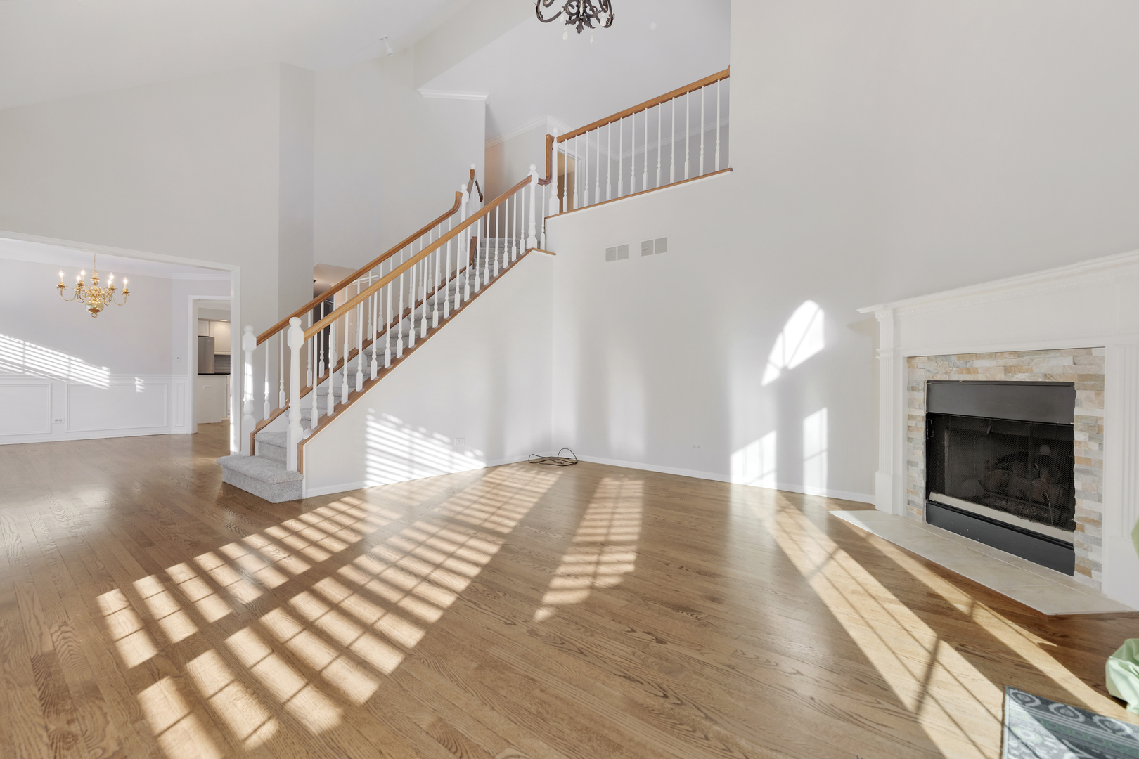 14707 Hollow Tree Road Orland Park, IL 60462 - Photo 7 of 47 a view of entryway and hall with wooden floor