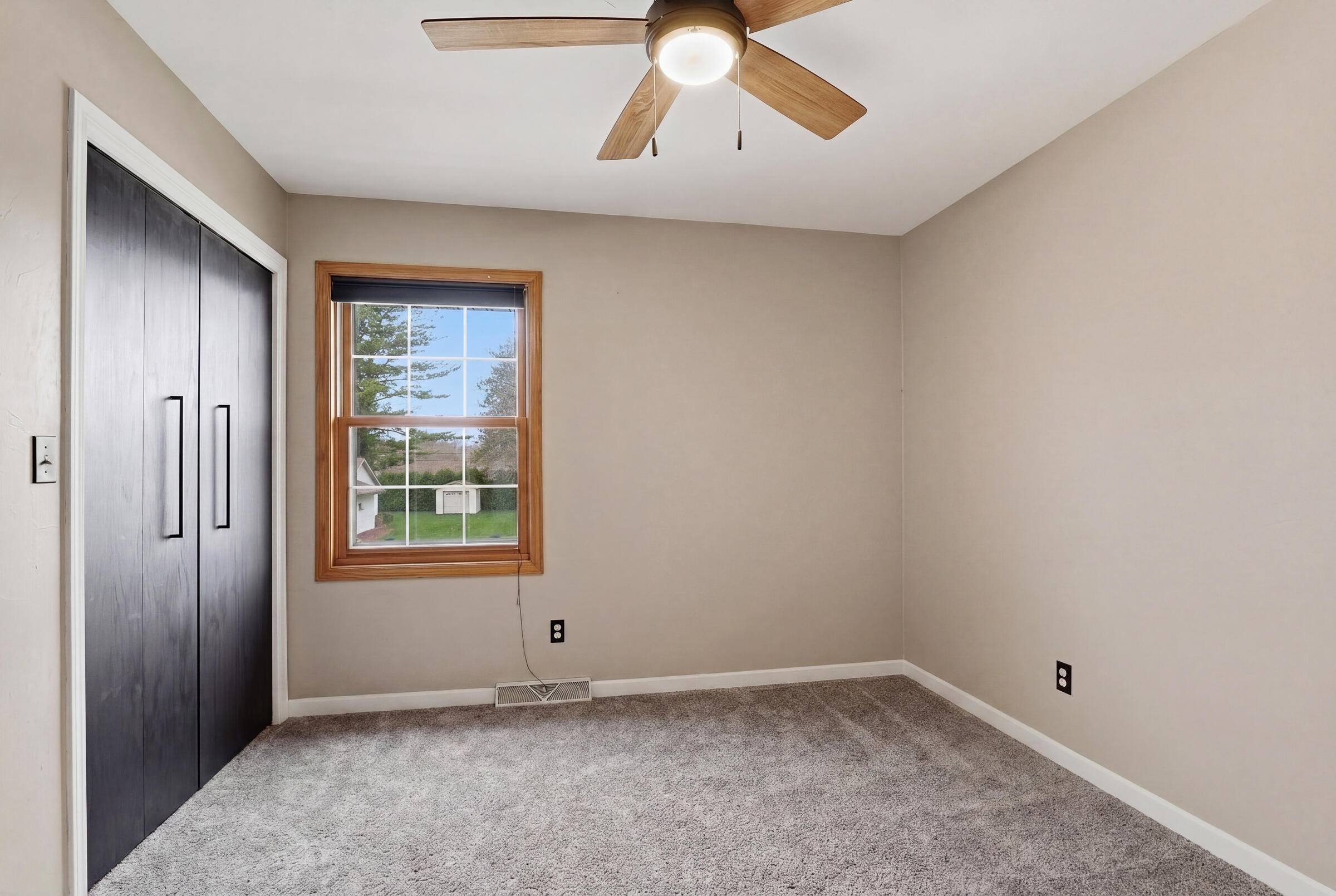 3107 44th Street Two Rivers, WI 54241 - Photo 37 of 53 310744thSt-37